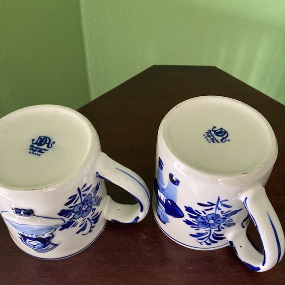 Delf Blue his and her’s coffee cups - Picture 3 of 7